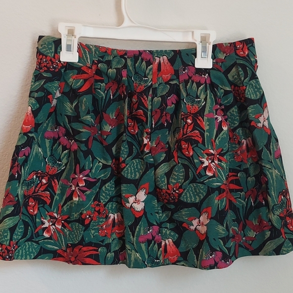 Zara | M Trafaluc collection tropical mini skirt - Picture 3 of 9
